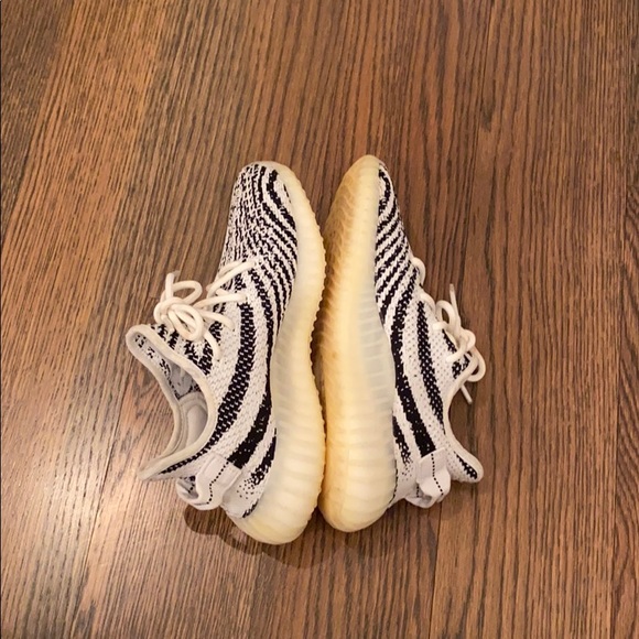 SOLD YEEZY ZEBRA - Picture 3 of 6